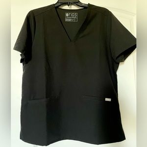 FIGS Black Casma Three Pocket Scrub Top